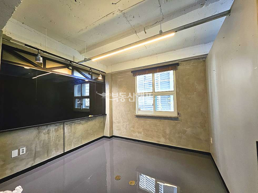 서울 강남구 역삼동 언주역 경복아파트사거리 인근 인테리어 A급 단독 사무실 월세 매물번호 10823 사진 7