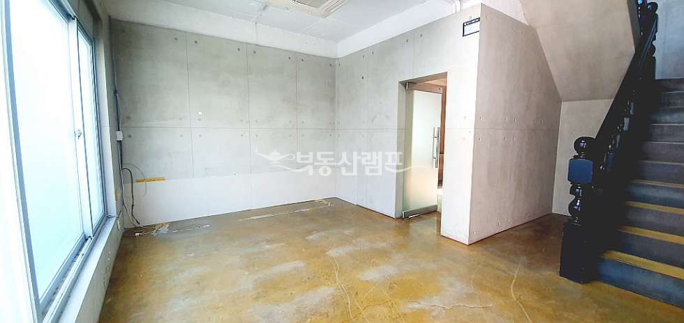서울 마포구 서교동 서교동 주차4대 단독주택 사옥 통임대 월세 매물번호 11169 사진 2