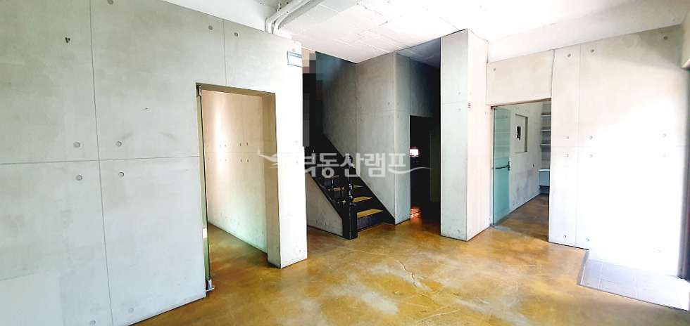 서울 마포구 서교동 서교동 주차4대 단독주택 사옥 통임대 월세 매물번호 11169 사진 3
