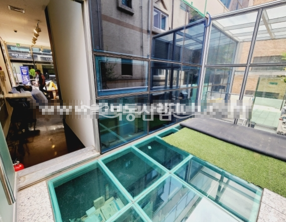 서울 강남구 역삼동 충현교회 인근, 개방감 좋고 가시성좋은 깔끔사무실, 테라스有 월세 매물번호 11179 사진 6