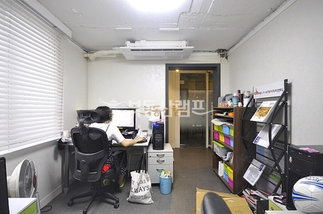 서울 강남구 논현동 ● 신사역 역세권 단독주택 사무실 월세 매물번호 11303 사진 2