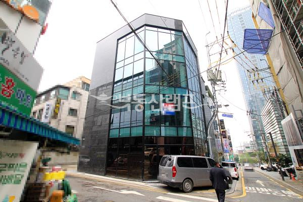 서울 강남구 역삼동 ★ 신축 사옥 사무실 ★ 월세 매물번호 11477 사진 2