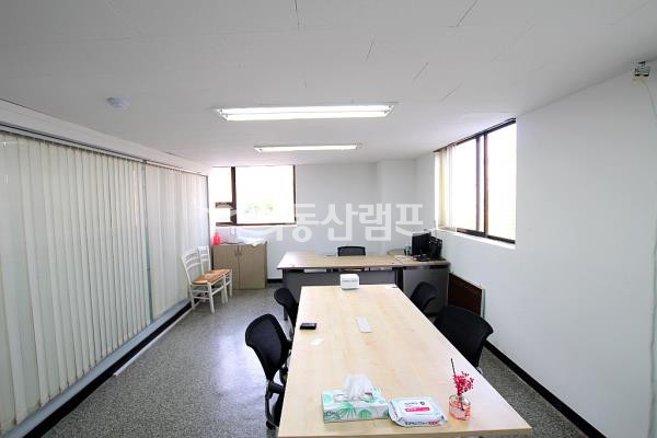 서울 서초구 양재동 ★ 2룸 사무실 ★ 월세 매물번호 11494 사진 6