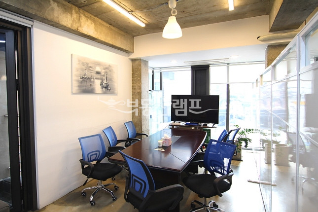 서울 강남구 역삼동 카민타워동 ★ 화이트 노출 인테리어 사무실 ★ 월세 매물번호 11611 사진 2