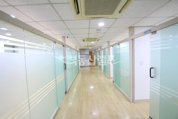 서울 강남구 삼성동 카이마빌딩동 ★ 5룸 이상 사무실 ★ 월세 매물번호 11632 사진 3