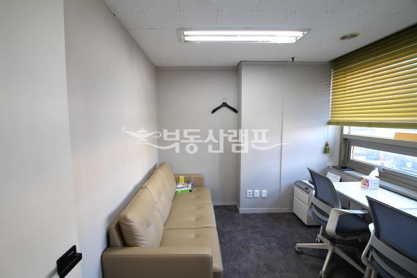 서울 강남구 삼성동 우경빌딩동 ★ 3룸 사무실 ★ 월세 매물번호 11633 사진 5