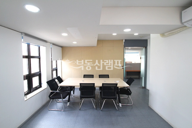 서울 강남구 역삼동 리앤리빌딩동 ★ 화이트노출 2룸 사무실 ★ 월세 매물번호 11711 사진 6