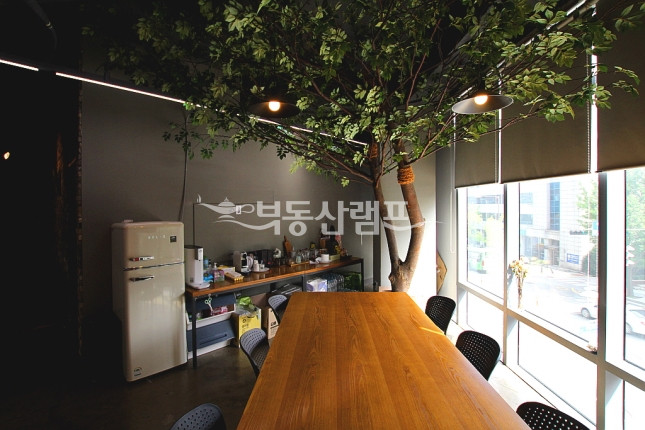 서울 강남구 논현동 풍전빌딩동 ★ 4룸 사무실 ★ 월세 매물번호 11835 사진 3