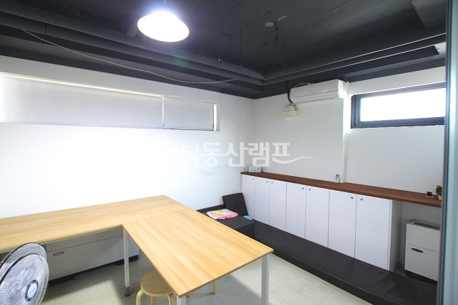 서울 강남구 대치동 화남빌딩동 ★ 블랙 노출 인테리어 사무실 ★ 월세 매물번호 12093 사진 5