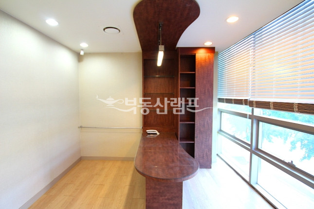 서울 강남구 역삼동 청송빌딩동 ★ 대로변 더블역세권 저렴한 사무실 ★ 월세 매물번호 12253 사진 4