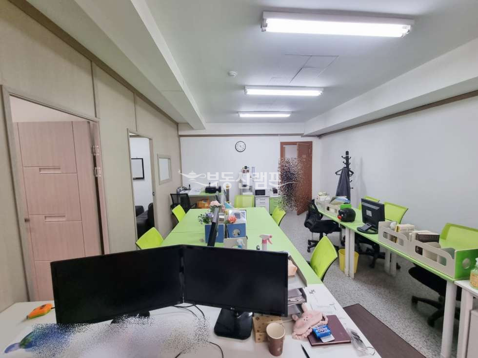 서울 강남구 역삼동 역삼동 가성비 AAA급 인테리어 사무실 월세 매물번호 10068 사진 1