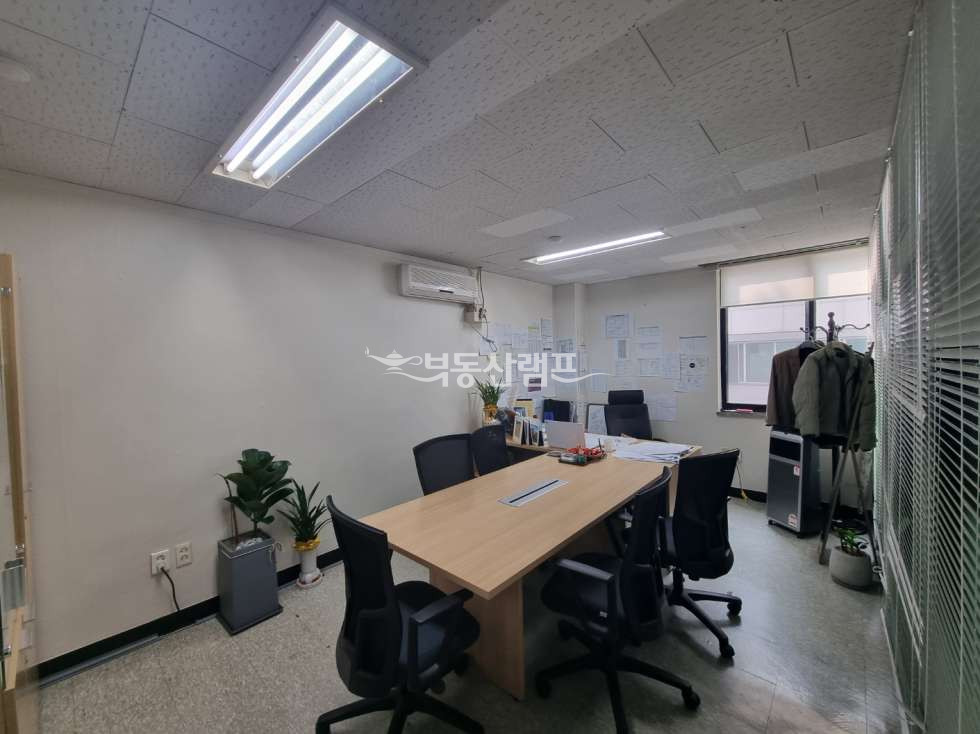 서울 강남구 신사동 압구정 초역세권 주차아주편리한 사무실 월세 매물번호 10070 사진 4