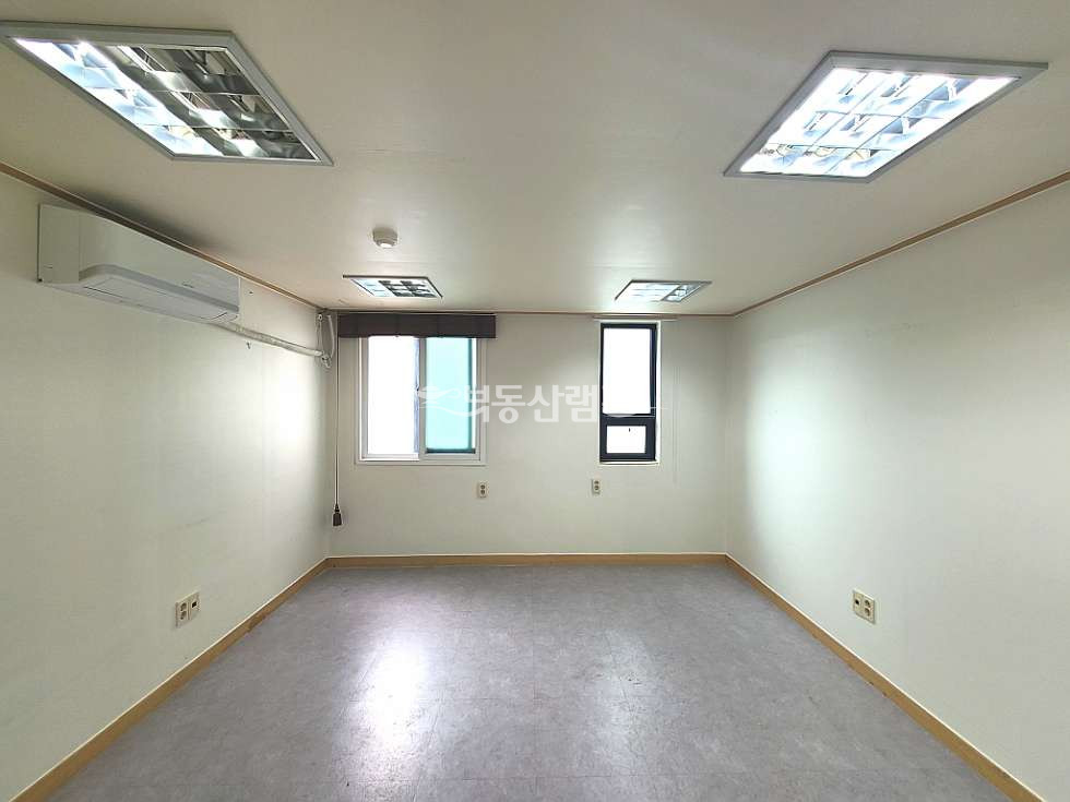 서울 강남구 논현동 선정릉역 초역세권 넓고 저렴한 사무실 월세 매물번호 10078 사진 6