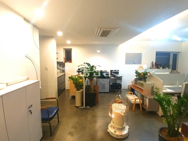 서울 강남구 역삼동 ★신축급!!더블역세권에폭시 바닥 선정릉 조망 사무실★ 월세 매물번호 12643 사진 5