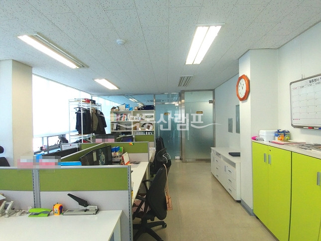 서울 강남구 삼성동 오트리스빌딩동 ★ 코엑스 인근 내외관 좋고 테라스 있는 사무실★ 월세 매물번호 12709 사진 2