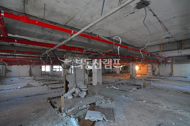 서울 강남구 대치동 ♥외관 수려한 넓은 3층 전층 단독 사용 사무실 월세 매물번호 12863 사진 4