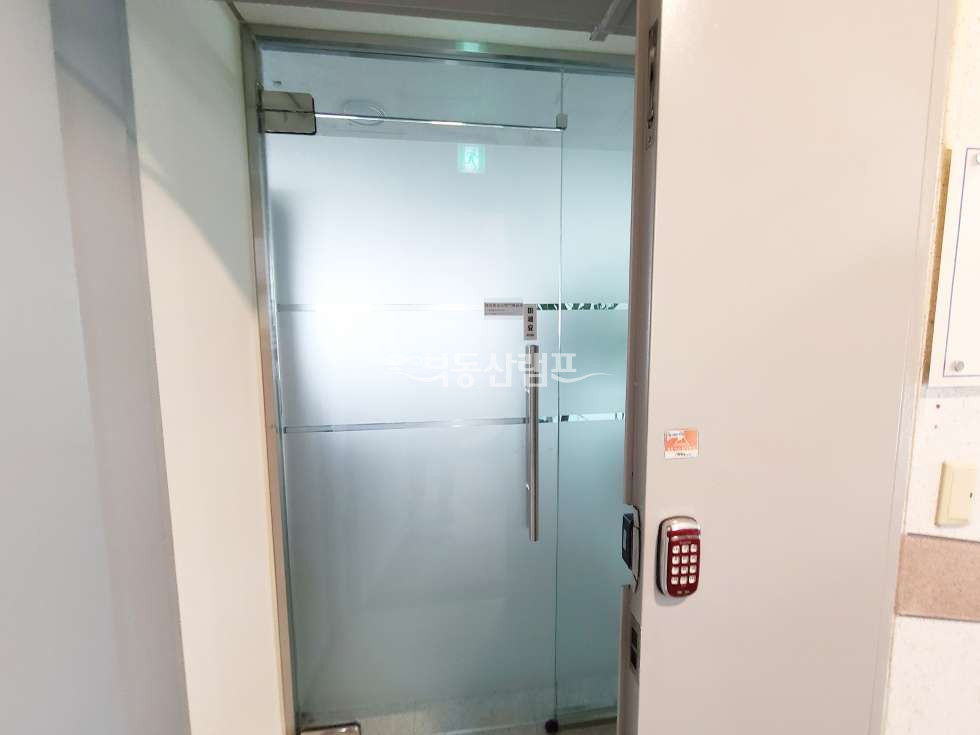 서울 강남구 대치동 시세 대비 넓고 저렴한 사무실 월세 매물번호 10107 사진 6