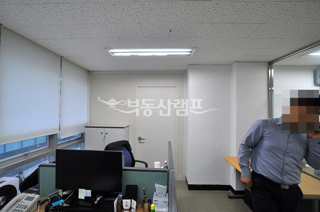 서울 강남구 논현동 ♥초역세권 넓은 2층 전층 단독 사용 사무실 월세 매물번호 12921 사진 7