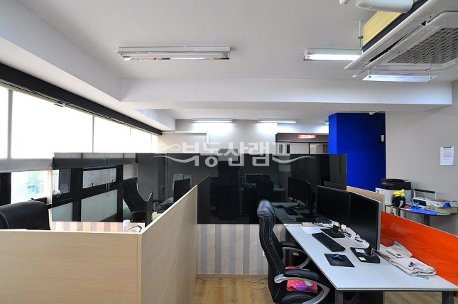 서울 강남구 역삼동 ♥초역세권 2층 전층 단독 사용 사무실 월세 매물번호 12944 사진 1