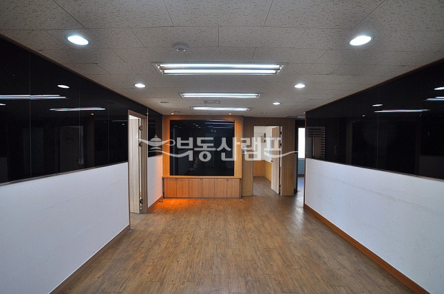 서울 서초구 잠원동 ♥넓은 역세권 2층 가성비 좋은 사무실 월세 매물번호 12974 사진 3