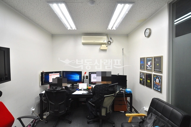 서울 강남구 논현동 ♥대로변 역세권 넓은 2층 전층 단독사용 사무실 월세 매물번호 12999 사진 4