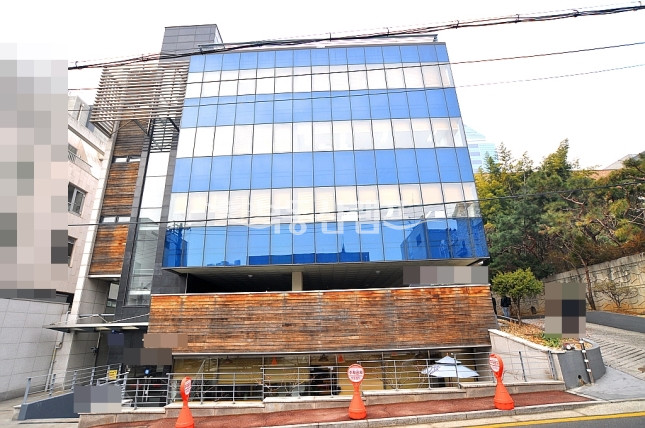 서울 강남구 역삼동 ♥역세권 지하1층~지상4층전체 단독 최고 사옥 월세 매물번호 13115 사진 3