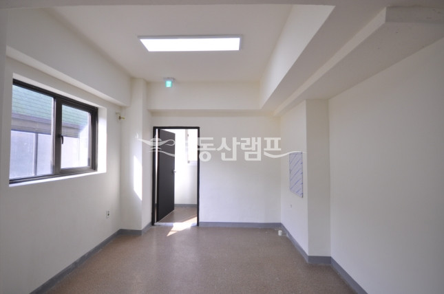 서울 강남구 신사동 ♥신축 역세권 2층 전체단독사용 세로수길.. 월세 매물번호 13219 사진 6