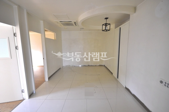 서울 강남구 신사동 ♥3층전체 와 옥탑 전체쓰는 좋은사무실 월세 매물번호 13315 사진 1