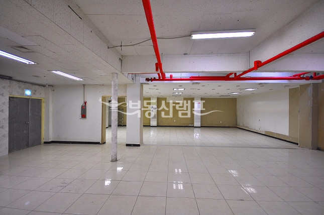 서울 강남구 신사동 ♥초역세권 다용도 매물 상권 매우좋음 월세 매물번호 13343 사진 7