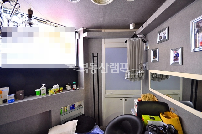 서울 강남구 논현동 ♥ 2층단독 사무실,상권최고요지 월세 매물번호 13351 사진 9