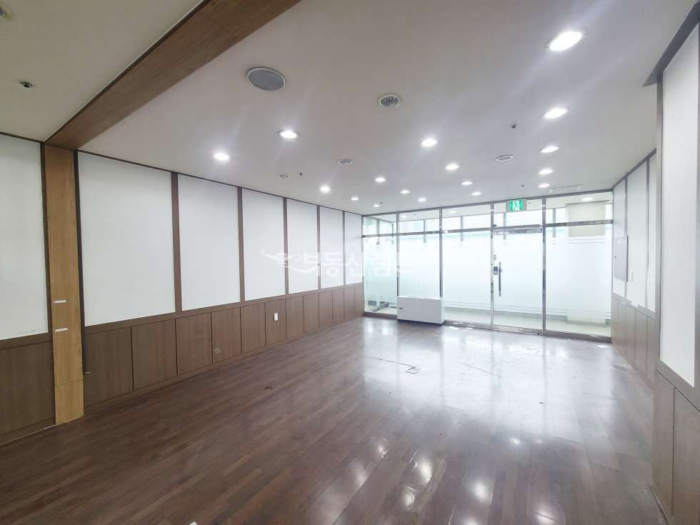 서울 강남구 삼성동 초역세권 대로변 월세 매물번호 10168 사진 5