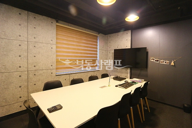 서울 서초구 서초동 ☎☏대로변 블랙 노출인테리어 월세 매물번호 13622 사진 5