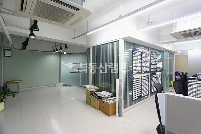 서울 강남구 논현동 ☎☏역세권 노출인테리어 AEC 월세 매물번호 13624 사진 8