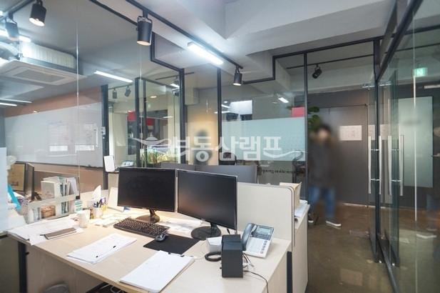 서울 서초구 양재동 ☎☏역세권 신축급외관 노출인테리어 AEC 월세 매물번호 13630 사진 4