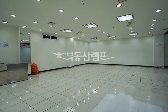 서울 강남구 신사동 ☏☎신사역세권 넓고 저렴한 지하사무실 월세 매물번호 13656 사진 5