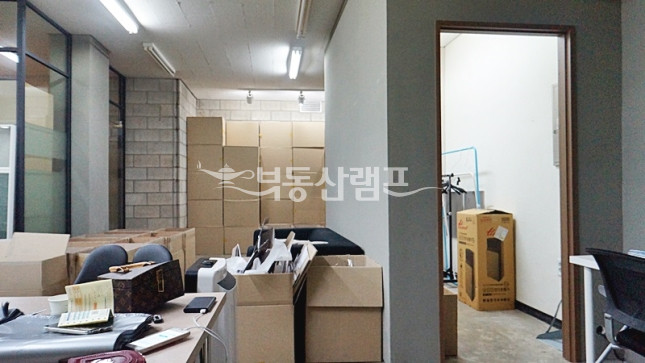 서울 강남구 논현동 ★☆학동역세권 지하 깔끔한 사무실 월세 매물번호 13734 사진 7