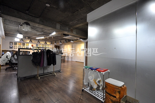 서울 강남구 신사동 ● 아이디어가 샘솟을 것만 같아요 월세 매물번호 13883 사진 8