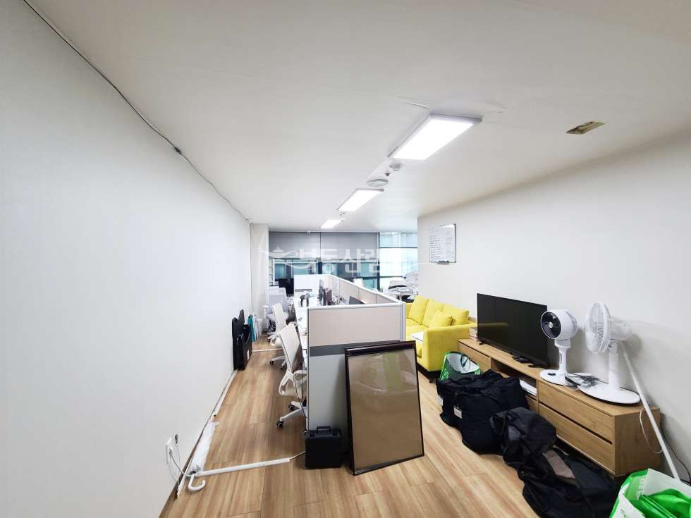 서울 강남구 역삼동 초역세권 오피스텔 빌딩 월세 매물번호 10219 사진 2