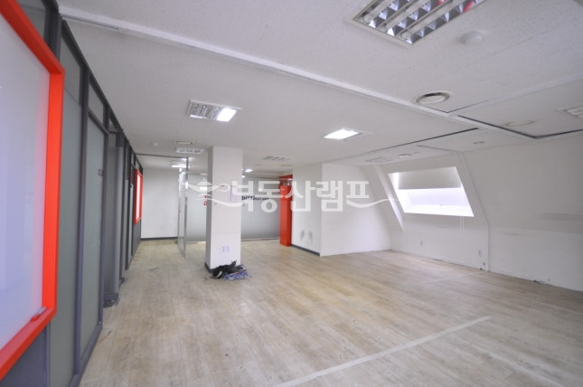 서울 강남구 신사동 $$ 압구정역 초역세권 가성비 최고매물 $$ 월세 매물번호 14156 사진 3