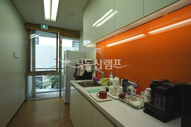 서울 강남구 삼성동 ★공항터미널 최고급 컨디션 빌딩 월세 매물번호 14224 사진 10