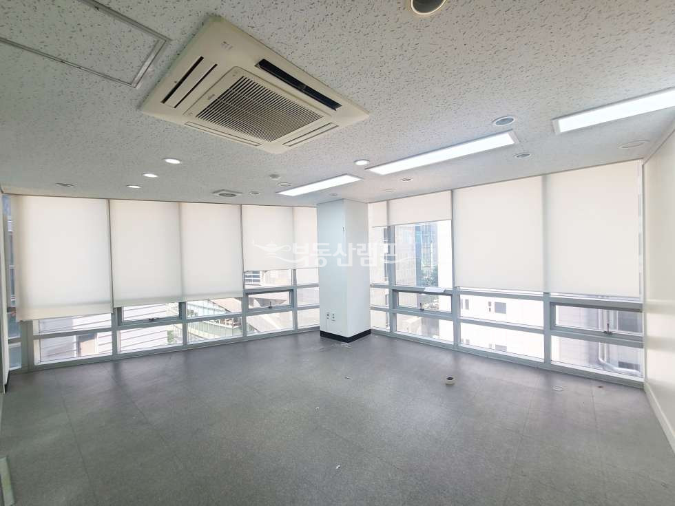서울 강남구 역삼동 역삼역 초역세권 깔끔한 사무실 월세 매물번호 10256 사진 6