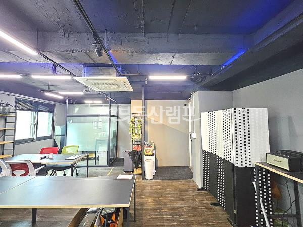 서울 서초구 양재동 양재천 카페거리 소규모 인테리어 사무실 월세 매물번호 14424 사진 3