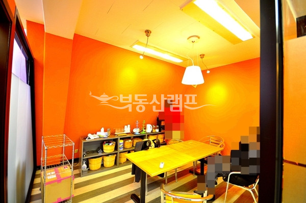 서울 강남구 신사동 신사동에 이렇게 예쁘고 저렴한 사무실이... 월세 매물번호 11113 사진 8