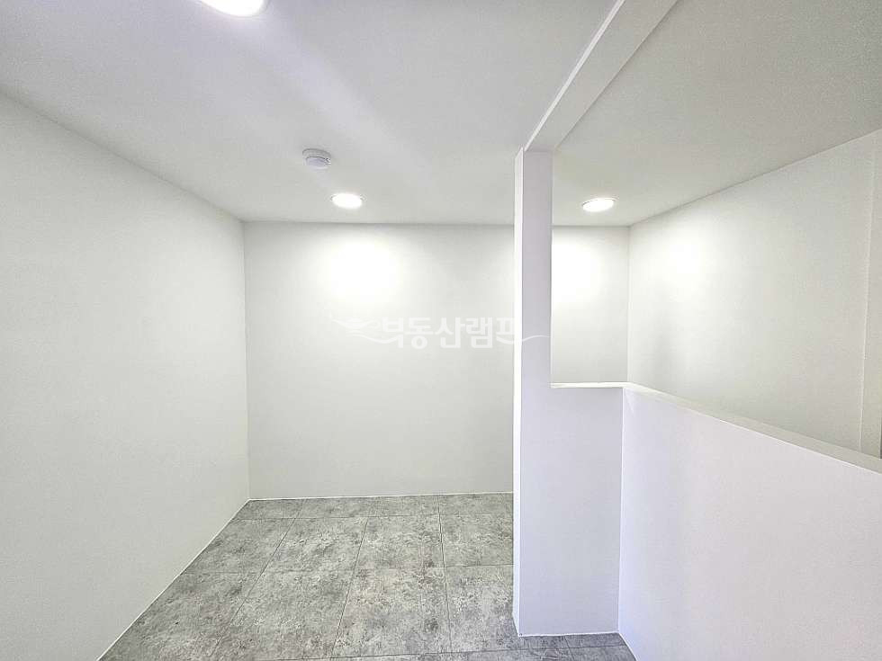 서울 강남구 논현동 언주역 리모델링 인테리어 통임대 사무실 월세 매물번호 14481 사진 6