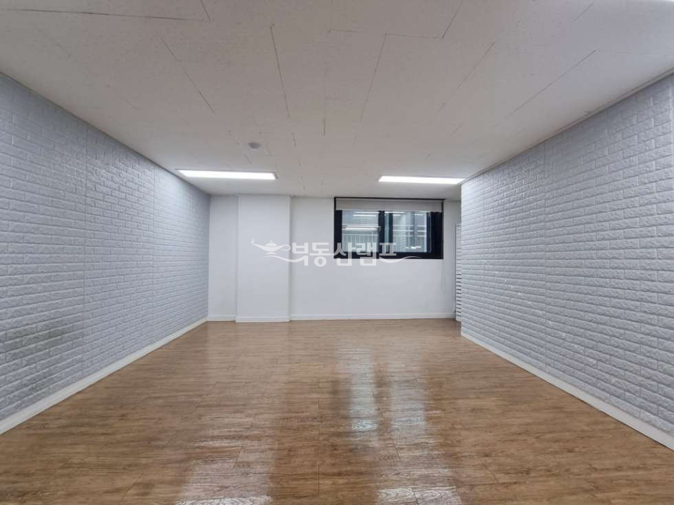 서울 강남구 논현동 논현역, 학동역 더블역세권 깨끗한 강남 소형 사무실임대 월세 매물번호 14510 사진 3