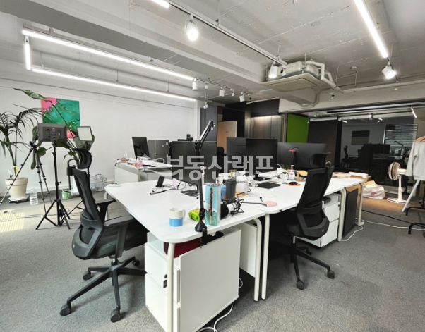 서울 강남구 신사동 주은빌딩동 압구정역 6분, 무권리 예쁜 인테리어 사무실임대 월세 매물번호 14565 사진 3