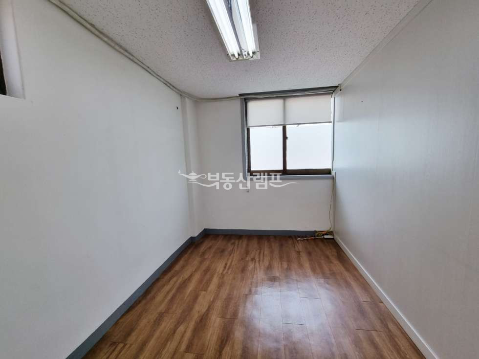 서울 강남구 역삼동 선정릉역 초역세권 룸2 인테리어 사무실 월세 매물번호 10297 사진 3