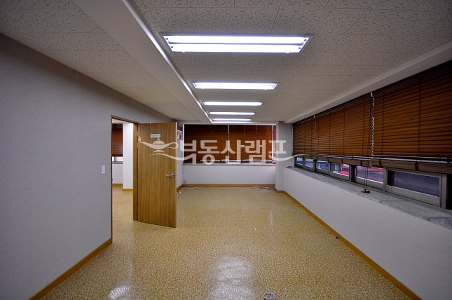 서울 강남구 신사동 압구정역세권의 넓고 실속있는 사무실 월세 매물번호 13788 사진 9