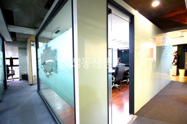 서울 강남구 역삼동 인테리어 정말잘된 A급 사무실 월세 매물번호 13814 사진 8