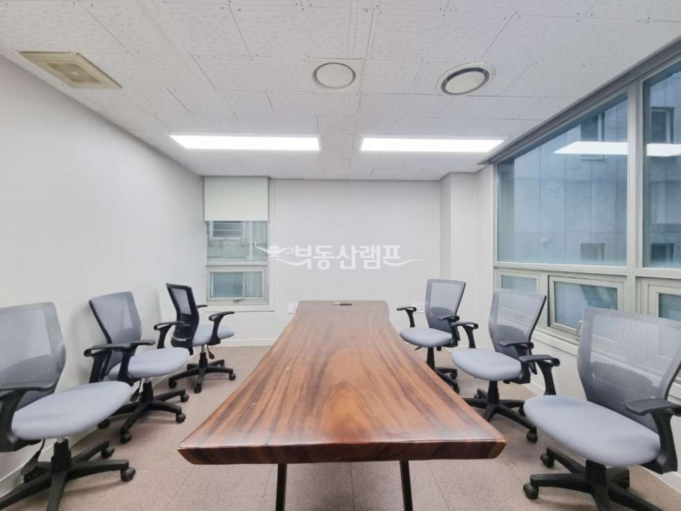 서울 강남구 역삼동 초역세권, 단독층 전체사용, 자주식지정주차! 월세 매물번호 14716 사진 3